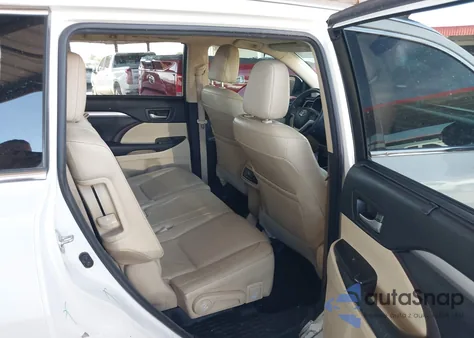 2015 Toyota Highlander Xle V6 from USA, damaged, VIN 5TDKKRFH8FS112135